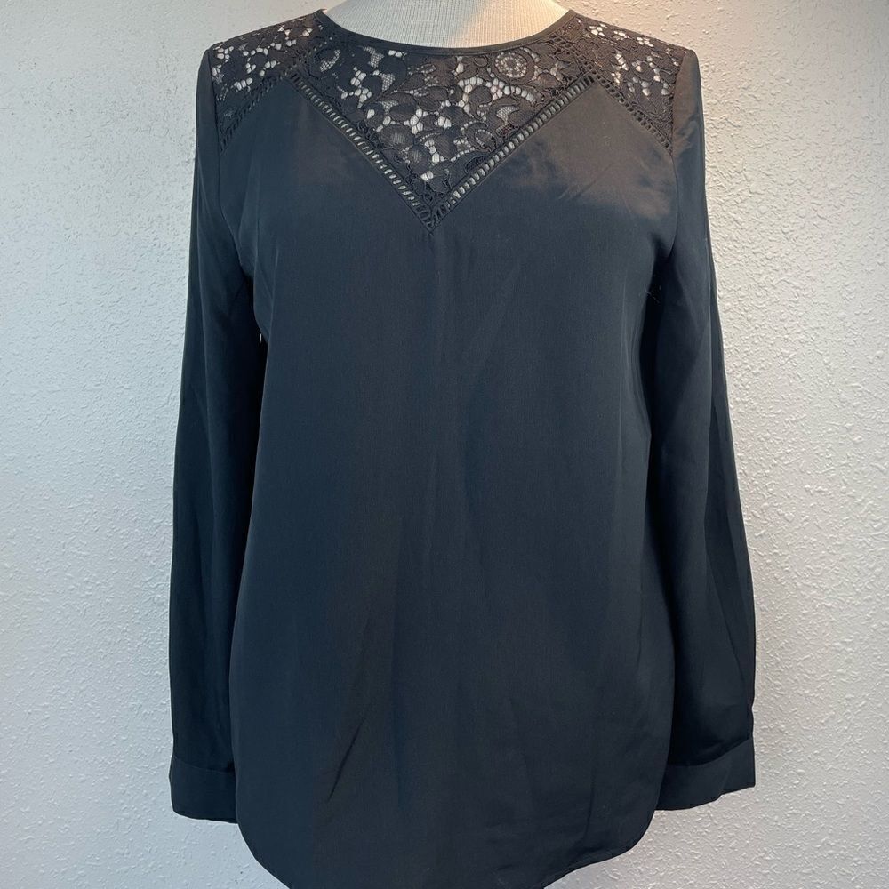 EUC CeCe Womens Black Top with Lace at the Neck and Upper Back Size S